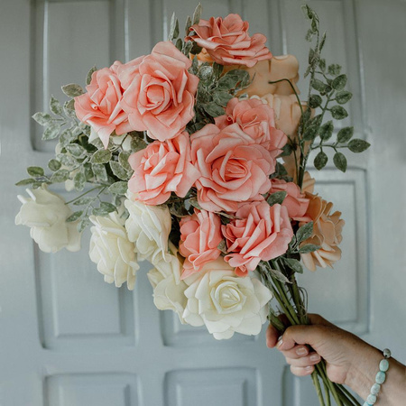 Duże Róże białe bukiet 3 szt.